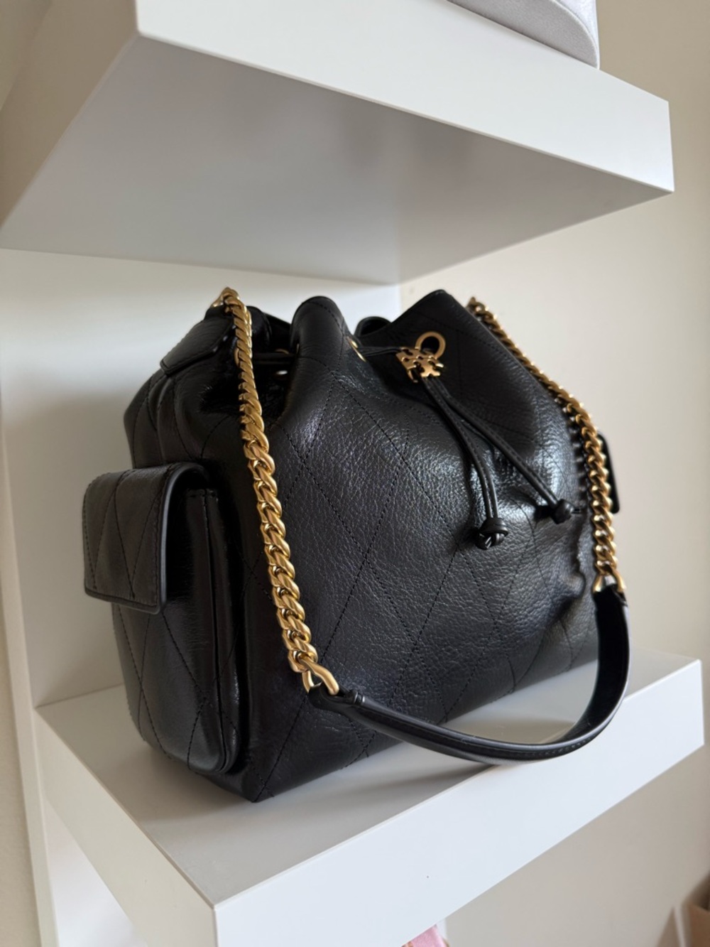Tory Burch Charlie Black Quilted Leather Drawstring Shoulder Bag Small - Picture 2 of 9